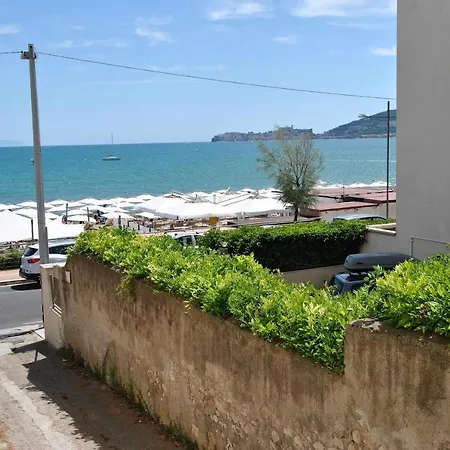 Holiday home Brezza Di Mare Fronte *